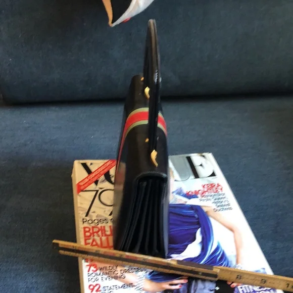 Stylish Small Handbag by Igor - Picture 2 of 5